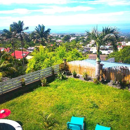 Le Panoramique Loft Bed & Breakfast Le Tampon Exterior photo