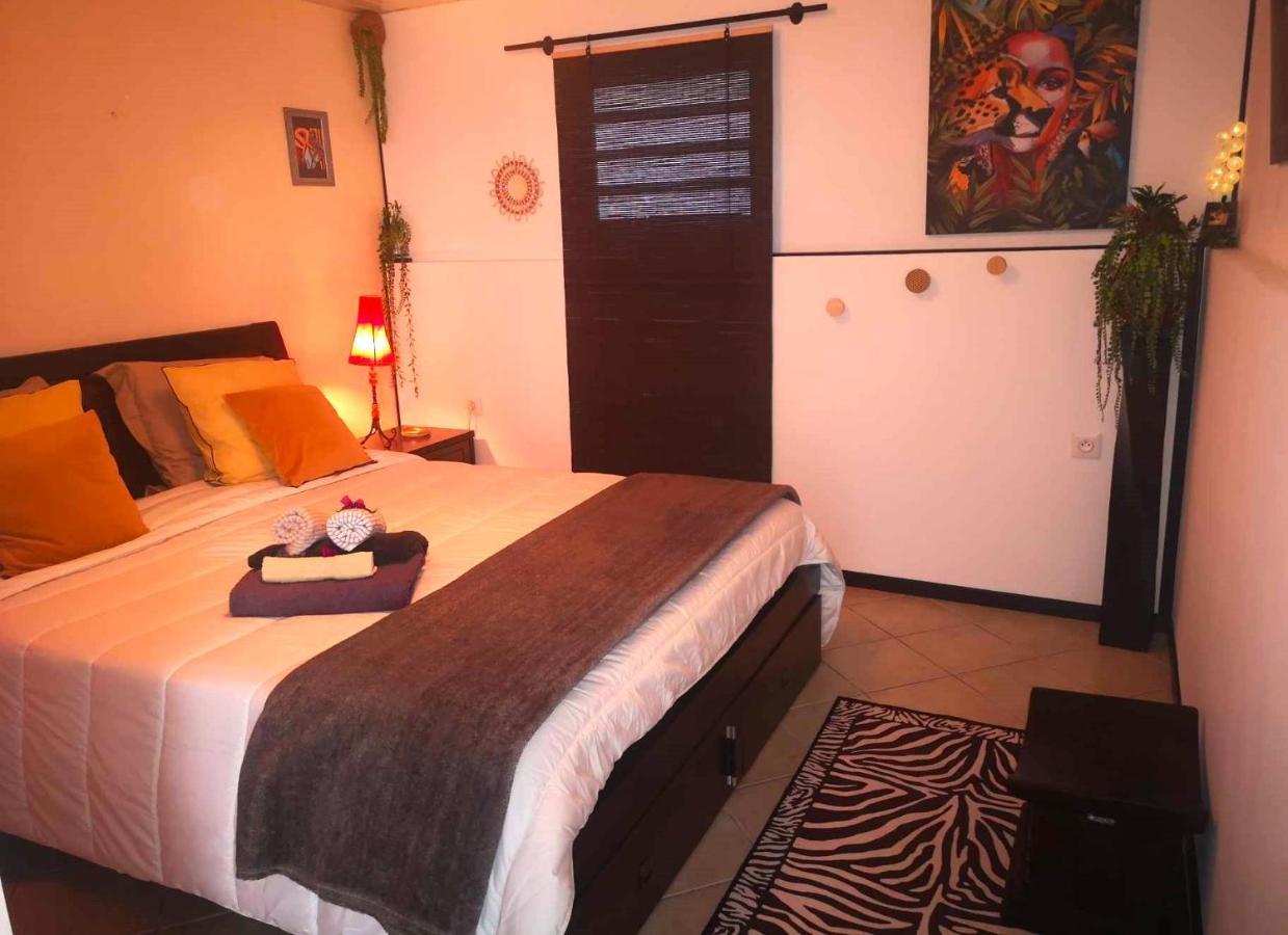 Le Panoramique Loft Bed & Breakfast Le Tampon Exterior photo